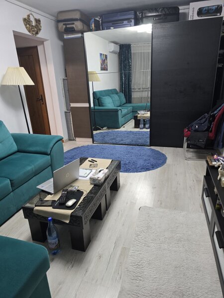 Giurgiului, piata, vand apartament 2 camere cf. semidec.,